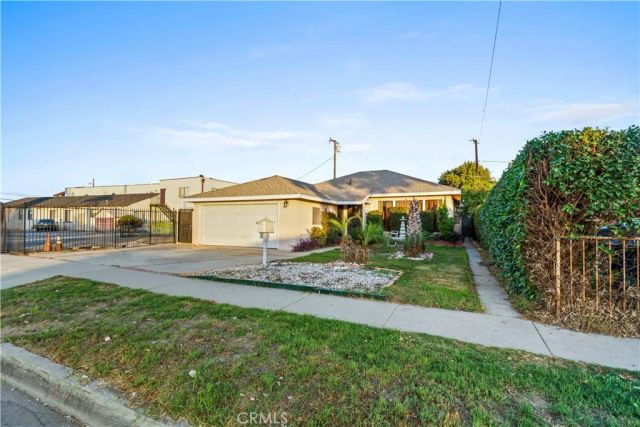 12318 Halo, Lynwood, CA 90262