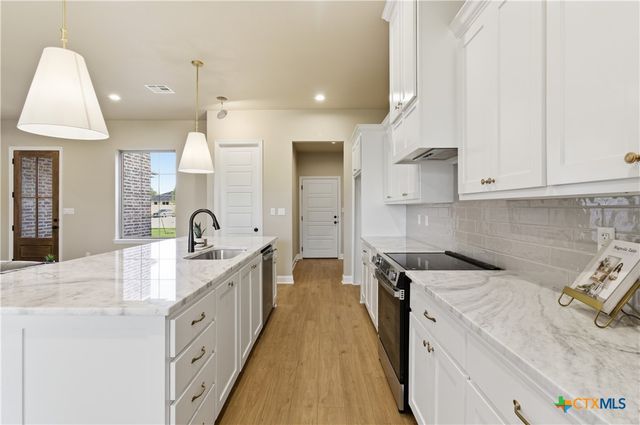 1230 Rylee Lane, Salado, TX 76571