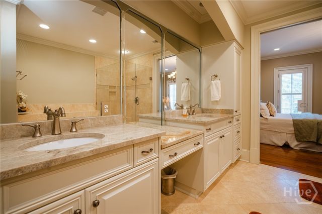 2 Paddington Circle, Savannah, GA 31410