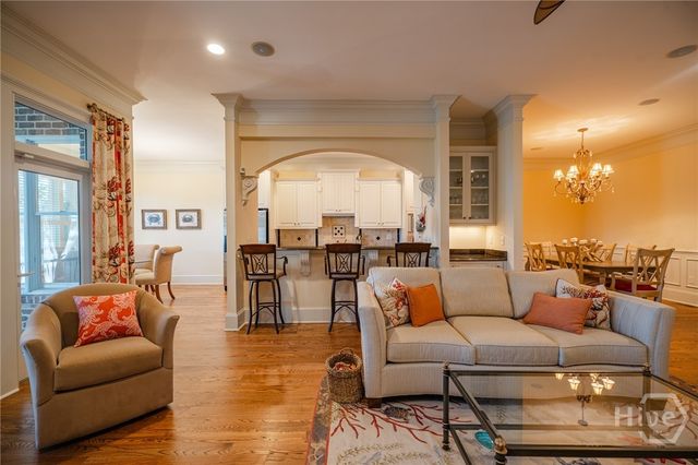 2 Paddington Circle, Savannah, GA 31410