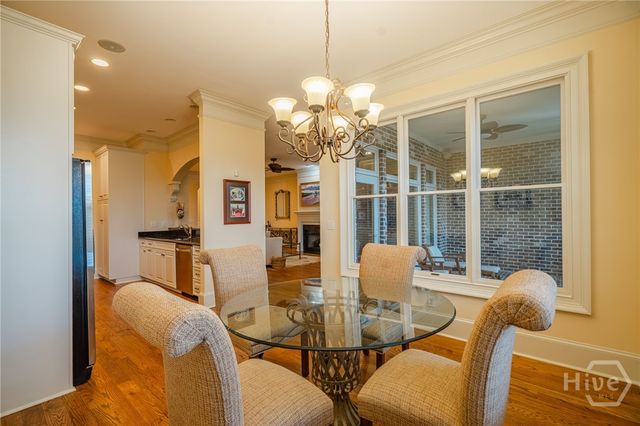 2 Paddington Circle, Savannah, GA 31410