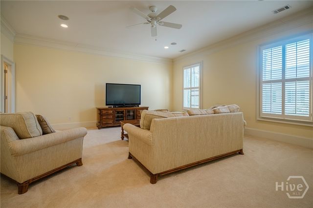 2 Paddington Circle, Savannah, GA 31410