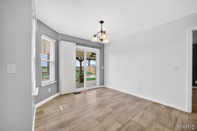 235 Hunters Chase Street, Winfield, MO 63389