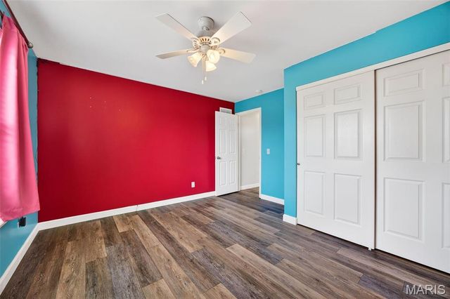 235 Hunters Chase Street, Winfield, MO 63389