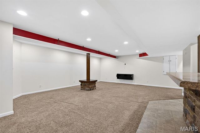 235 Hunters Chase Street, Winfield, MO 63389