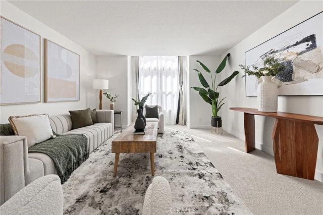 910 S Barton Court, Anaheim, CA 92808