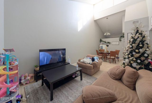 2416 SEABURY Place N, Jacksonville, FL 32246