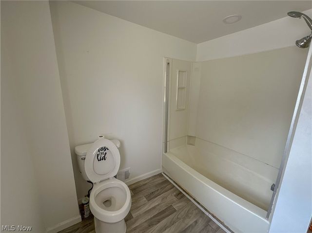1275 Sawyer Avenue, Akron, OH 44310