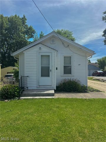 1275 Sawyer Avenue, Akron, OH 44310