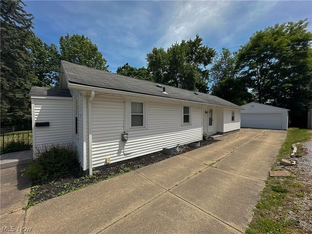 1275 Sawyer Avenue, Akron, OH 44310