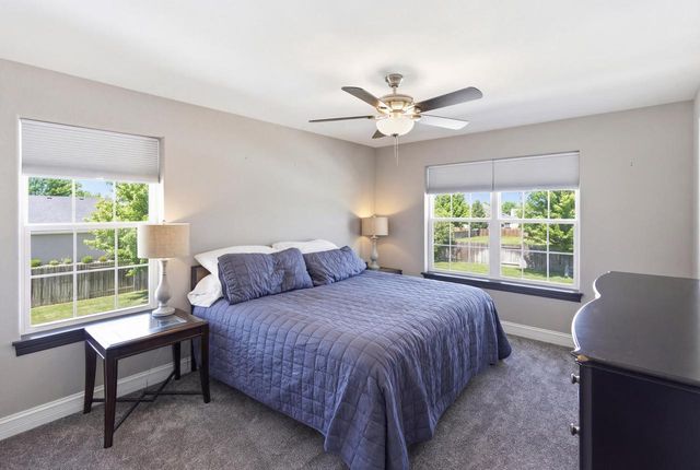 W239N5491 Fieldstone Pass CIRCLE, Sussex, WI 53089