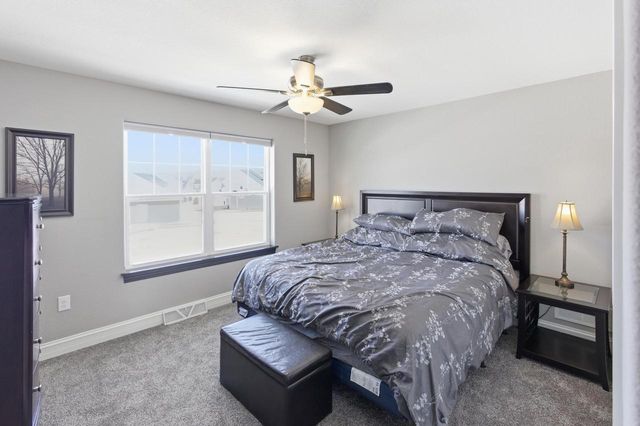 W239N5491 Fieldstone Pass CIRCLE, Sussex, WI 53089