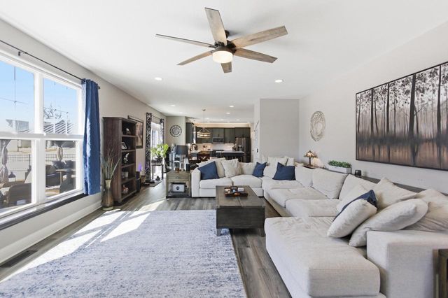 W239N5491 Fieldstone Pass CIRCLE, Sussex, WI 53089