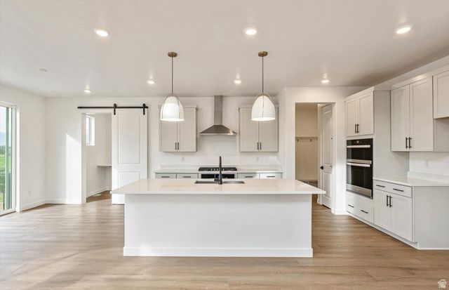 1001 E 250 S, Salem, UT 84653