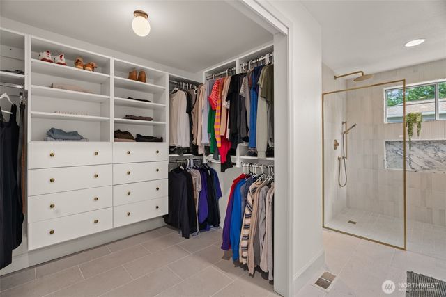 15919 NE 165th Street, Woodinville, WA 98072