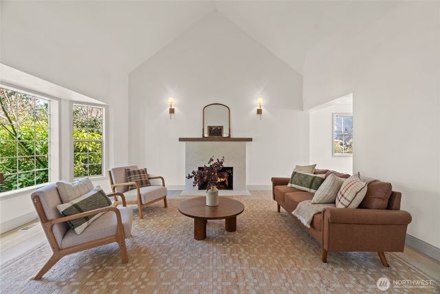 15919 NE 165th Street, Woodinville, WA 98072