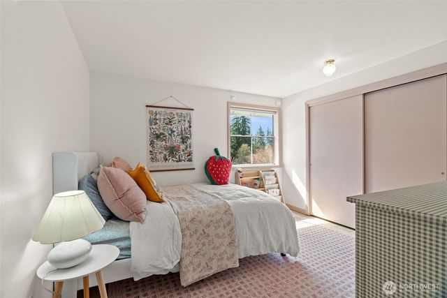 15919 NE 165th Street, Woodinville, WA 98072