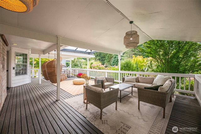 15919 NE 165th Street, Woodinville, WA 98072