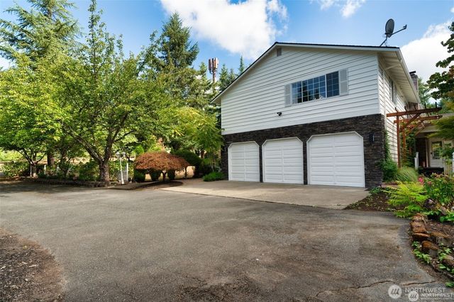 15919 NE 165th Street, Woodinville, WA 98072