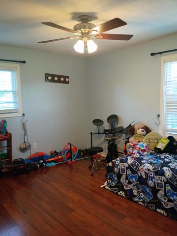 101 Rolling Ridge Drive, Berea, KY 40403
