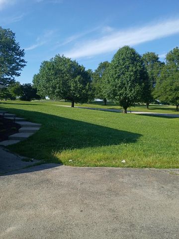 101 Rolling Ridge Drive, Berea, KY 40403