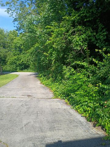 101 Rolling Ridge Drive, Berea, KY 40403