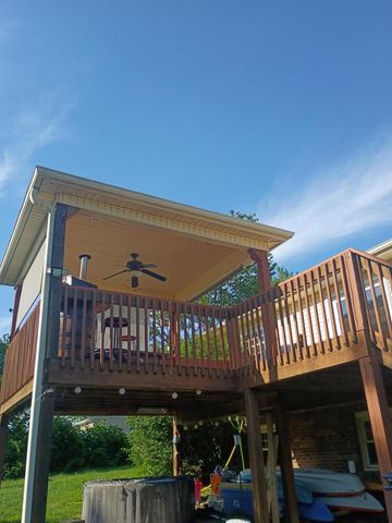 101 Rolling Ridge Drive, Berea, KY 40403