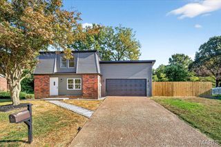 208 Coral Drive, Collinsville, IL 62234