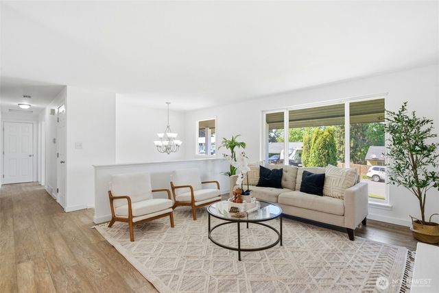 3609 S 263rd Street, Kent, WA 98032