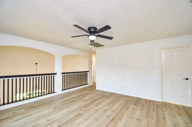 51 Garden Grove Drive, Manvel, TX 77578