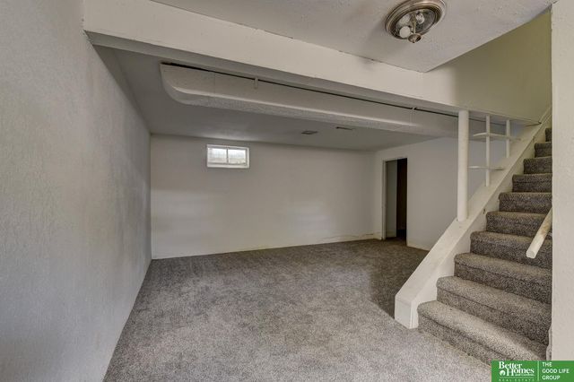 1227 Bellaire Boulevard, Bellevue, NE 68005