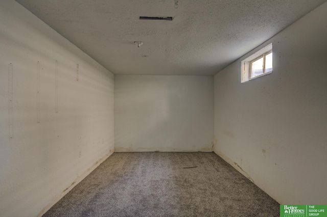 1227 Bellaire Boulevard, Bellevue, NE 68005