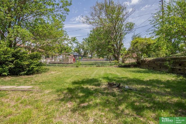 1227 Bellaire Boulevard, Bellevue, NE 68005