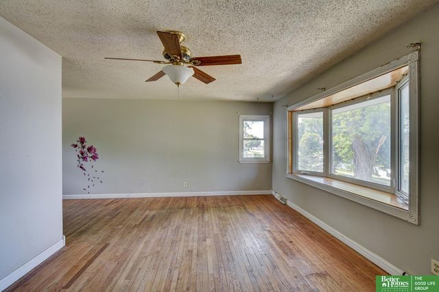 1227 Bellaire Boulevard, Bellevue, NE 68005