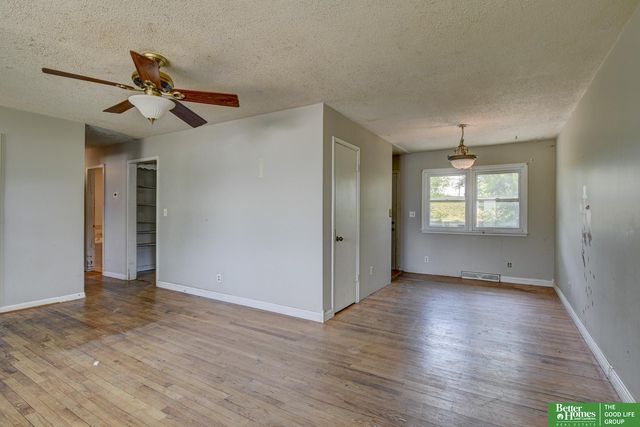 1227 Bellaire Boulevard, Bellevue, NE 68005