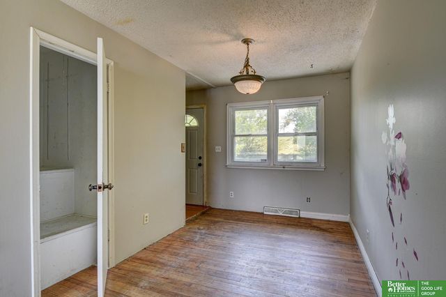 1227 Bellaire Boulevard, Bellevue, NE 68005