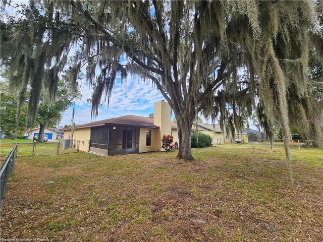 511 ELGIN STREET, Sebring, FL 33875