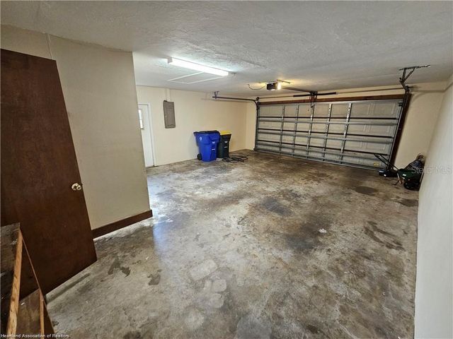 511 ELGIN STREET, Sebring, FL 33875