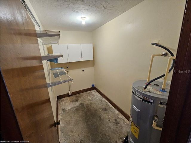 511 ELGIN STREET, Sebring, FL 33875