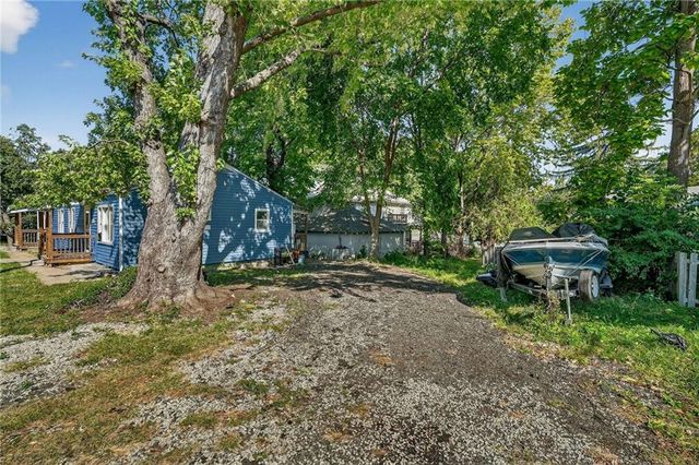 1003-1005 W College Street, Independence, MO 64050