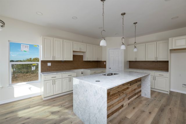 709 Blue Fathom Drive, Runaway Bay, TX 76426