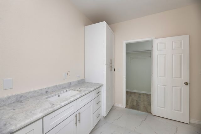 709 Blue Fathom Drive, Runaway Bay, TX 76426