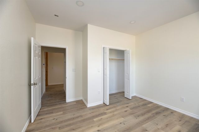 709 Blue Fathom Drive, Runaway Bay, TX 76426