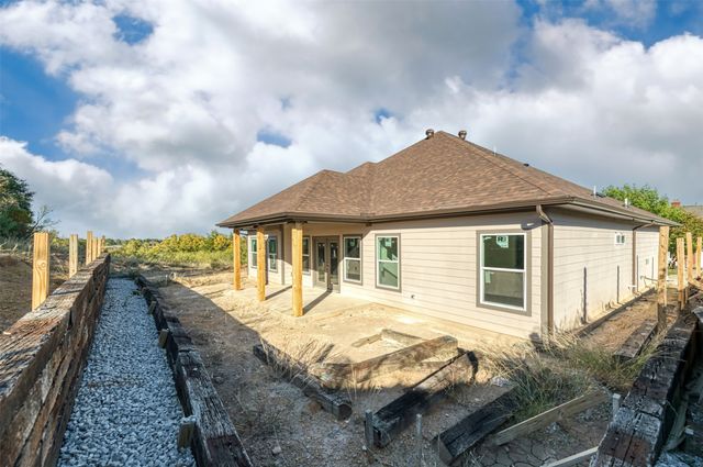 709 Blue Fathom Drive, Runaway Bay, TX 76426