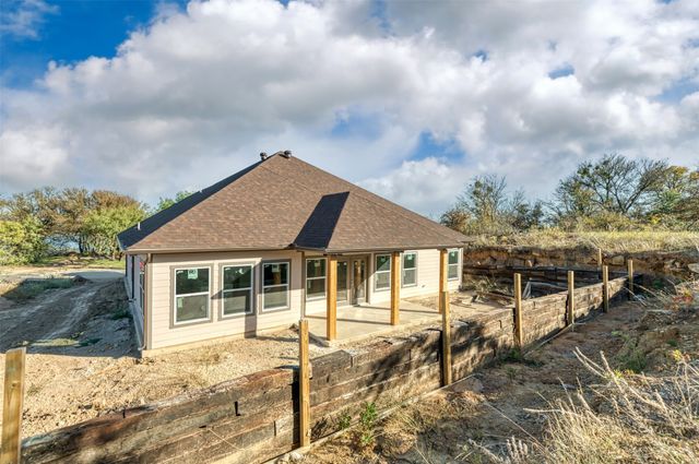 709 Blue Fathom Drive, Runaway Bay, TX 76426