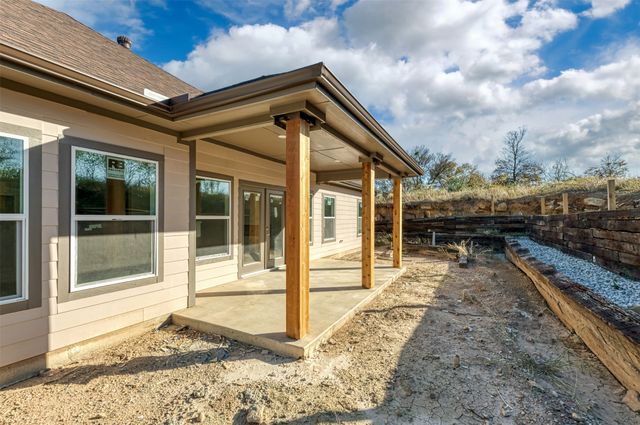 709 Blue Fathom Drive, Runaway Bay, TX 76426