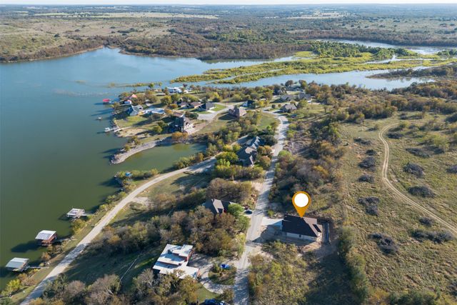 709 Blue Fathom Drive, Runaway Bay, TX 76426