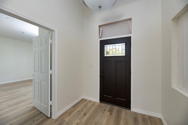 709 Blue Fathom Drive, Runaway Bay, TX 76426