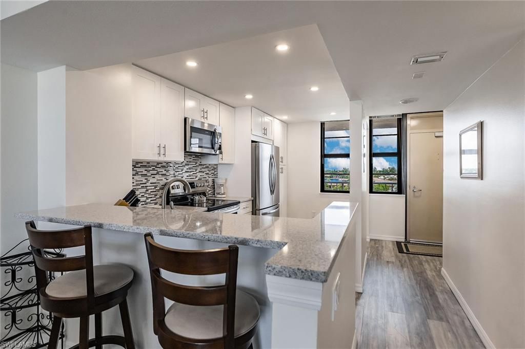 380 Seaview CT 604, MARCO ISLAND, FL 34145 — photo 5