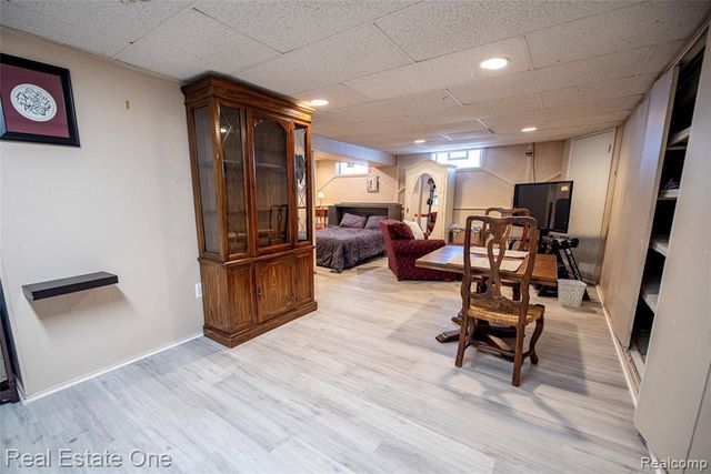 4605 Rosewold Avenue, Royal Oak, MI 48073